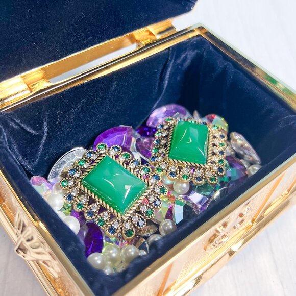 Vintage Jade Stud Earrings, Gold Stud Earrings, Wedding Jade Gemstone Retro - Picture 4 of 10